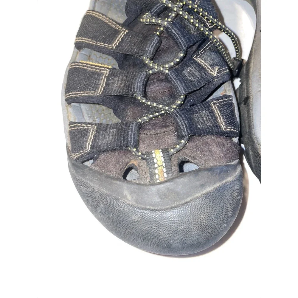 Keen River Sandals Men’s Size 10.5 Medium Black Fabric Waterproof Drawstring